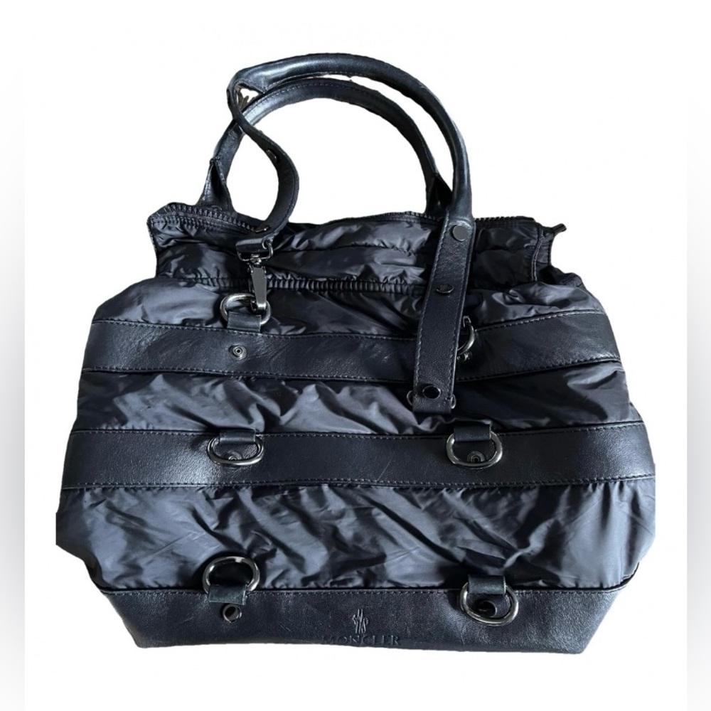 Moncler Caradoc quilted tote bag in nylon and calf leather in mint condition!